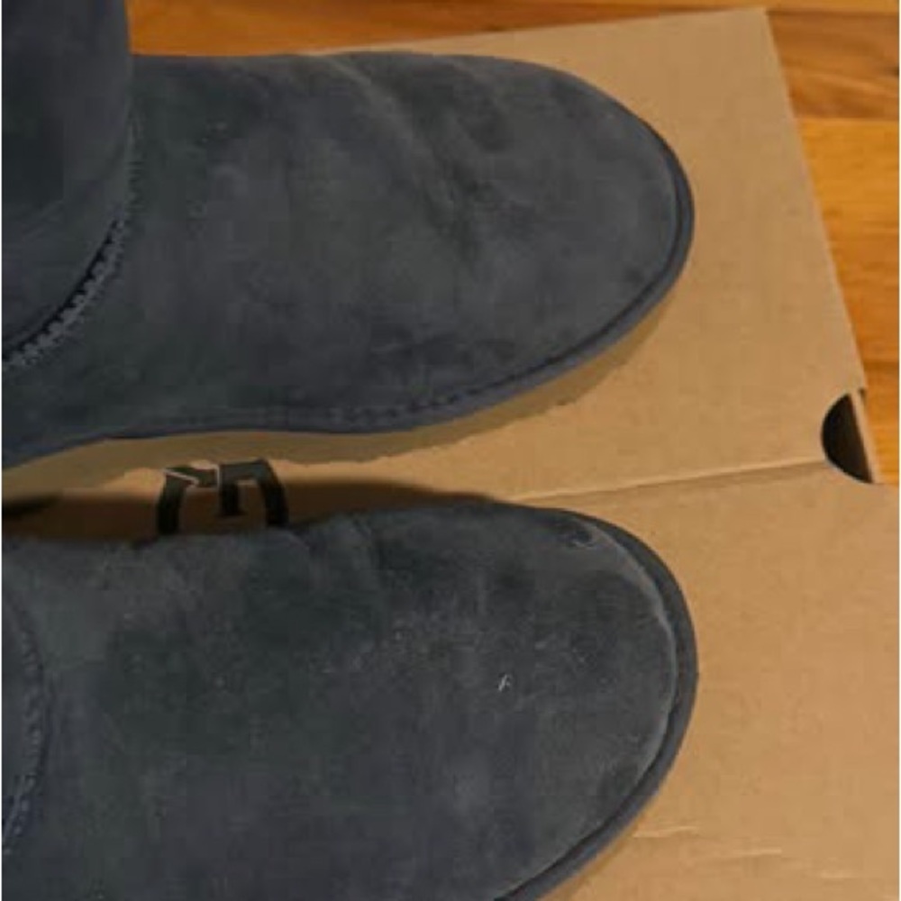UGG Women's Bailey Bow II | color blue in size 10 - Picture 3 of 8